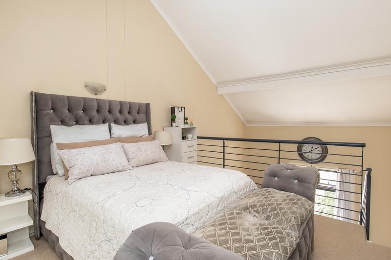 To Let 1 Bedroom Property for Rent in Plumstead Western Cape